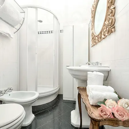 Santa Reparata Elegant Apartment Florence